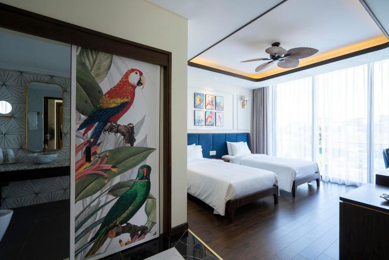 Tulip Homestay Ha Long Exteriör bild